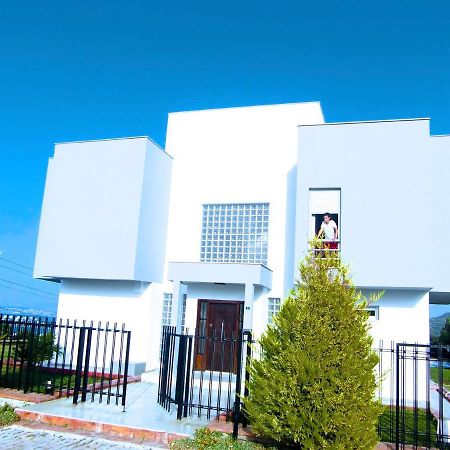 Luxury Villa With Amazing View, Кешме Экстерьер фото